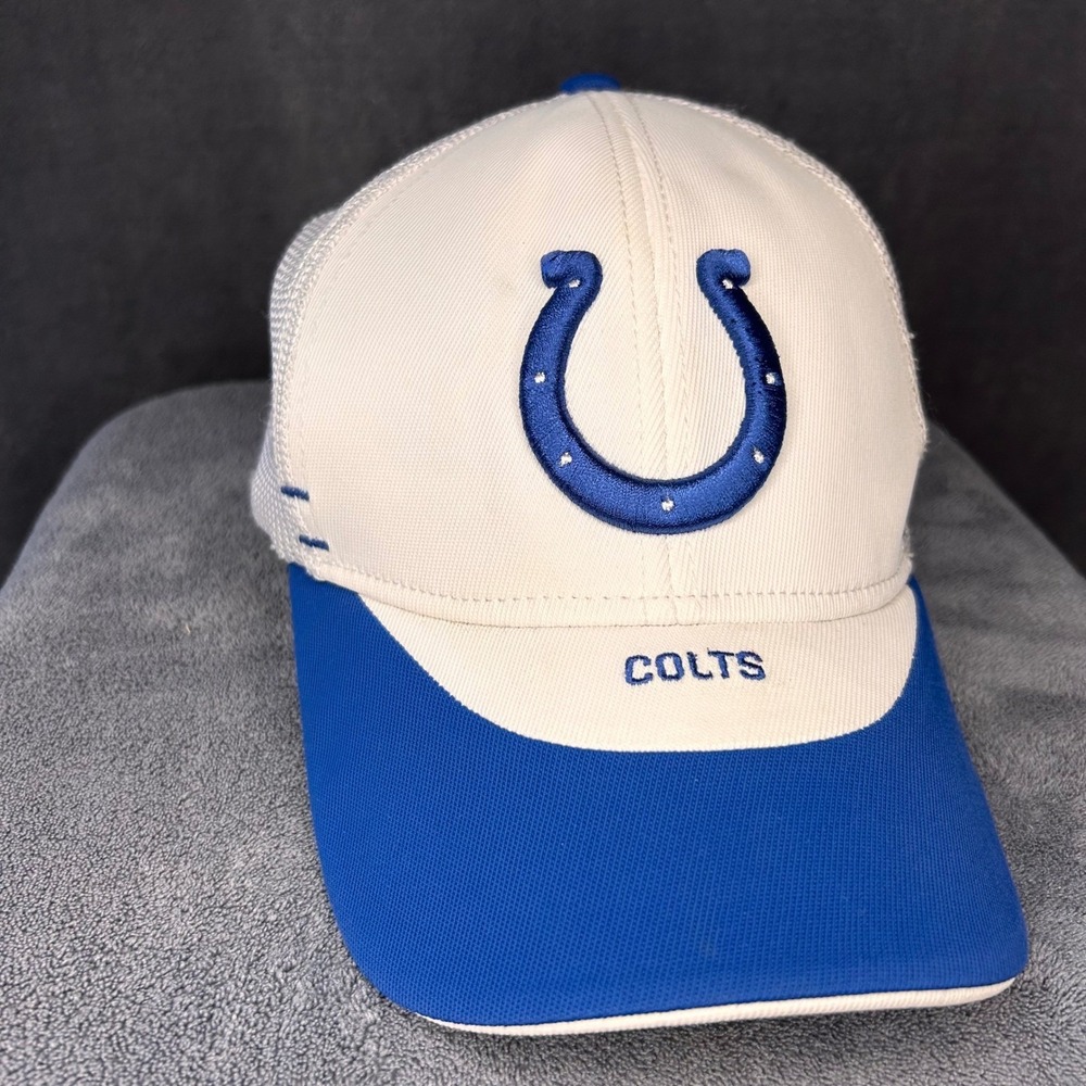 VTG Indianapolis Colts NFL Reebok White Baseball Cap Adult L/XL Fitted Hat